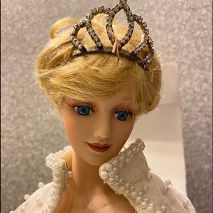 COLLECTABLE Doll Princess Diana Keepsakes